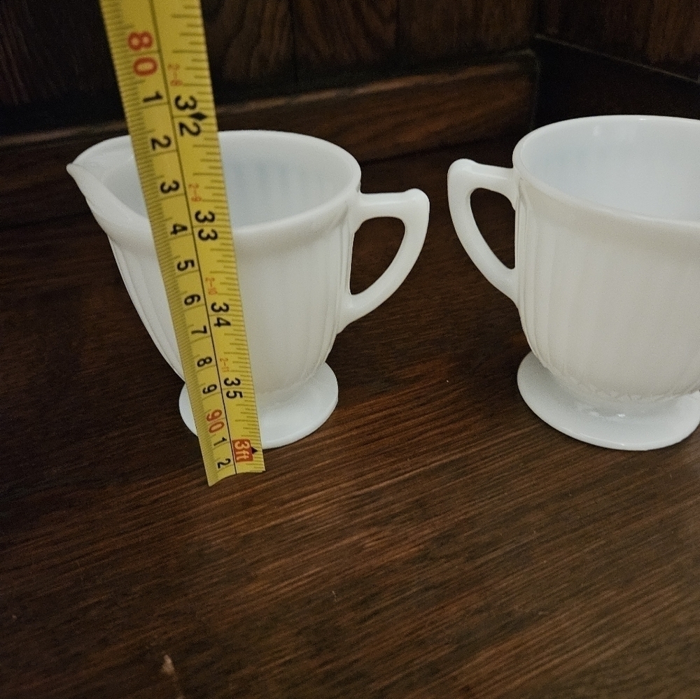Vintage White Opaque Translucent milk glass cream and sugar. - Picture 11 of 11